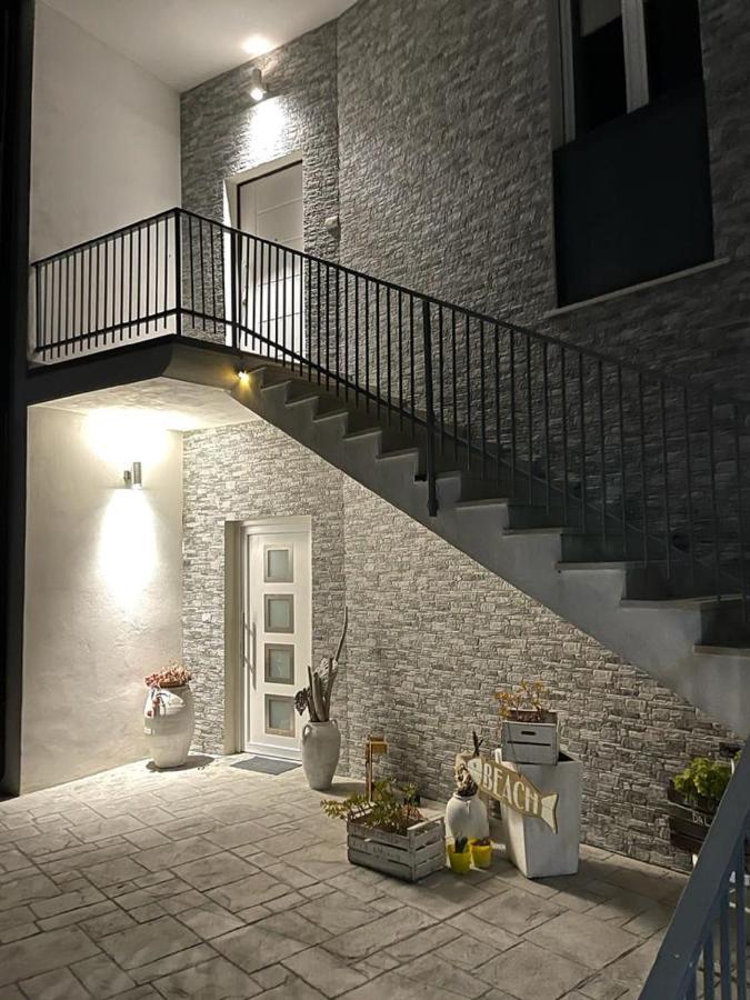 Un Passo Dal Mare Bed&Breakfast San Salvo Marina Bed & Breakfast Exterior photo