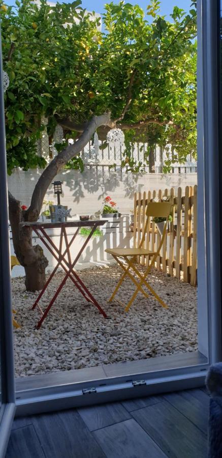 Un Passo Dal Mare Bed&Breakfast San Salvo Marina Bed & Breakfast Exterior photo